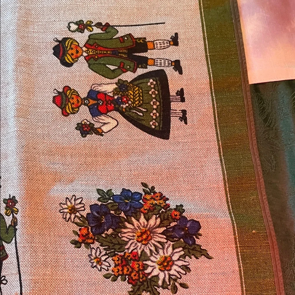 nagel charming tablecloth